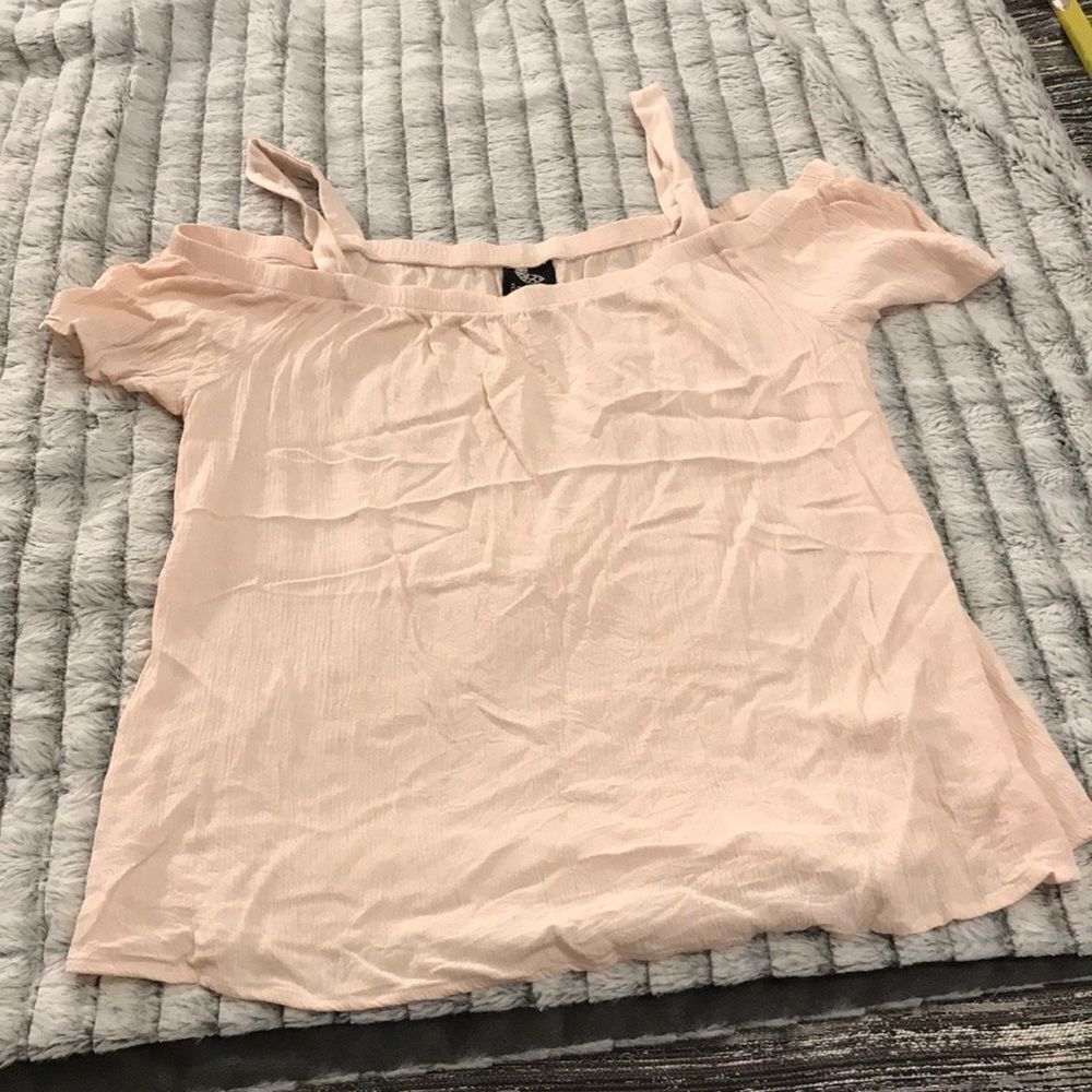 Cute off the shoulder bobeau top